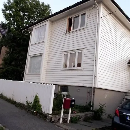 Leilighet Modern And 3 Beds Free Parking *